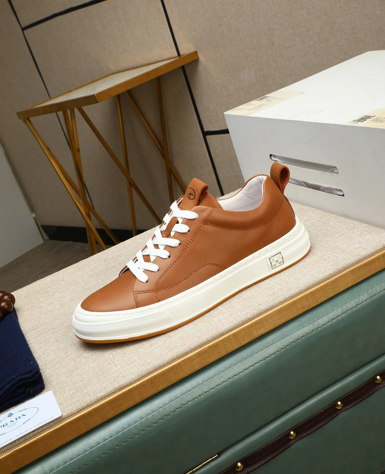 Men's men's shoes 💰420 high-end version. PRADA (Prada) men's casual style, compare the quality at the counter 🧚🏿♂️Imported cowhide fabric 🐎Water-dyed comfortable and soft cowhide lining for feet 🐂Genuine leather outsole with label 🎉 Size 38-44. Can be customized for 45💥🏆